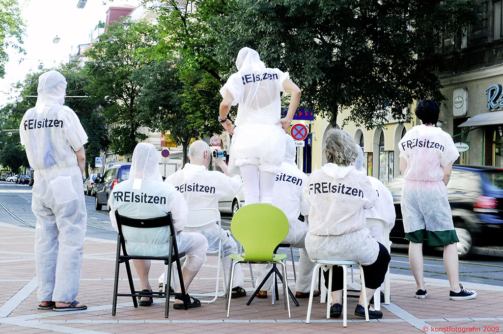 Installation „FreiSitzen“